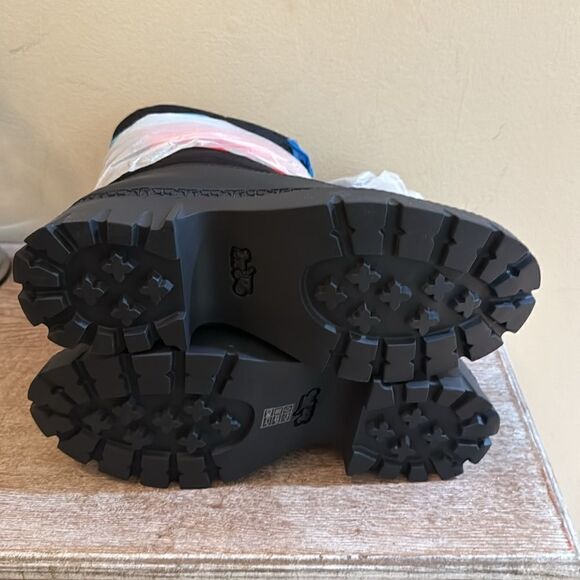 Coach Puffer Snow Boot- Navy Signature- Size 6 B- NIB - Picture 6 of 7